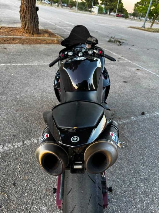 Yamaha R1 Big Bang Crossplane