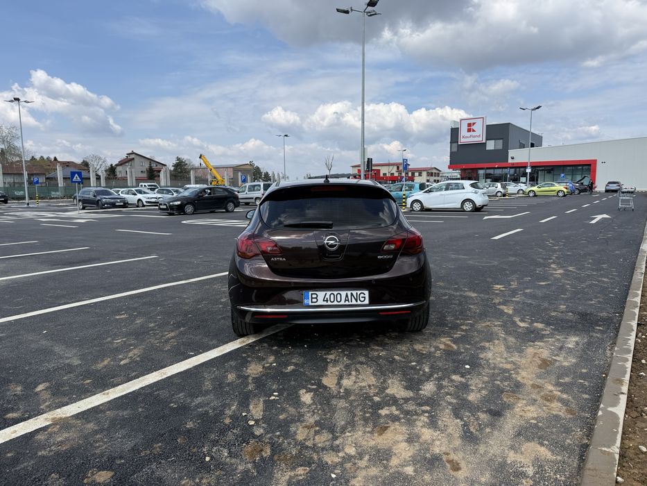 Opel Astra j