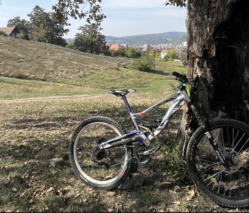 Bicicleta Downhill Lapierre 2015