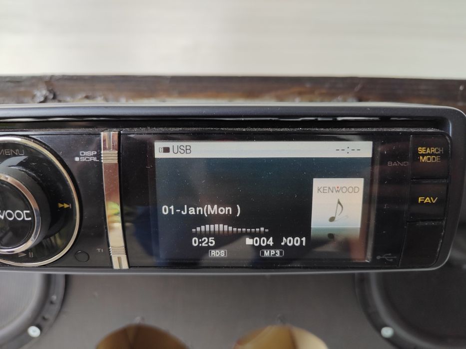 Рядък и висок клас KENWOOD KIV-700