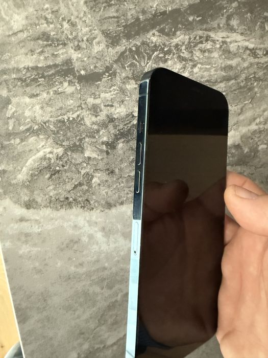 Продава се iPhone 12 Pro Max 128 GB