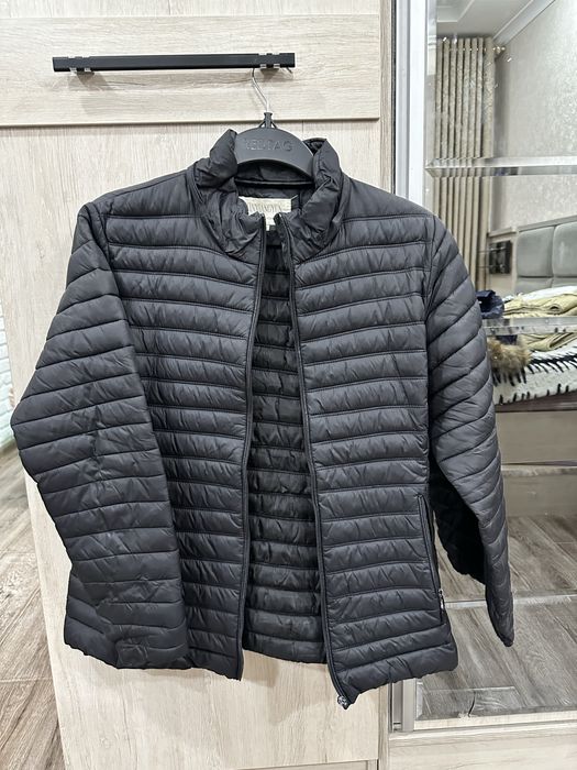 Куртка женская в хорошем состоянии