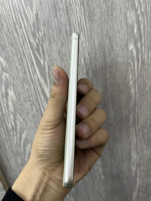 SAMSUNG S21f 128GB.         .