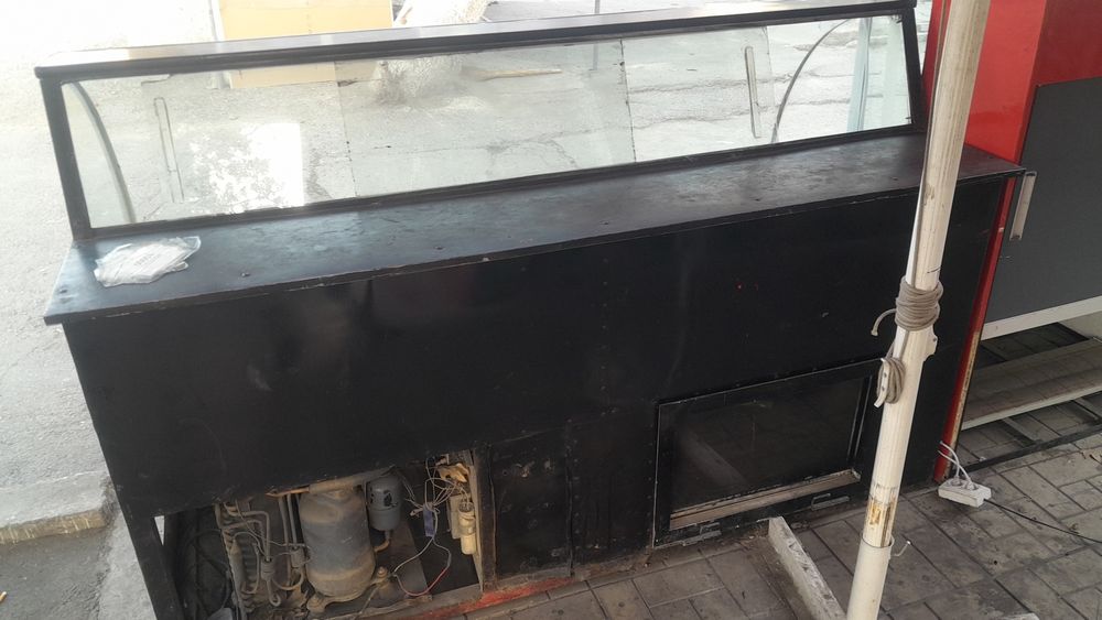 Витрина тандир сотилади