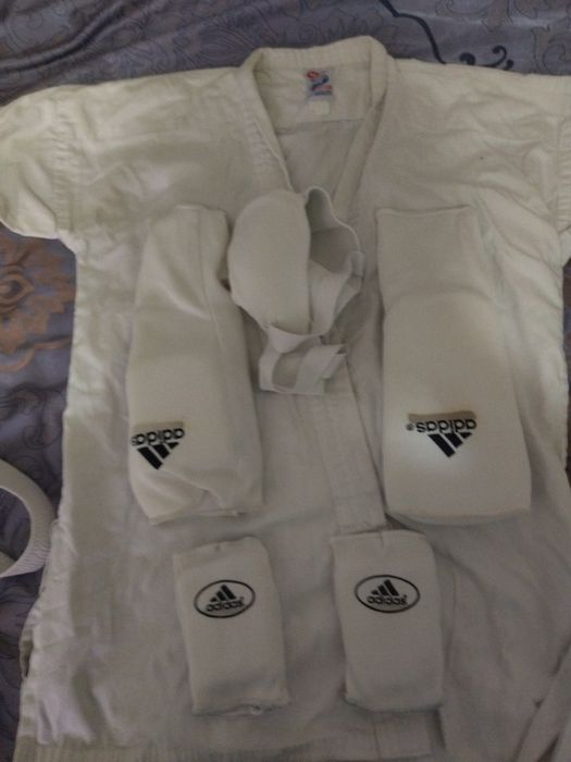 Продам недорого форму