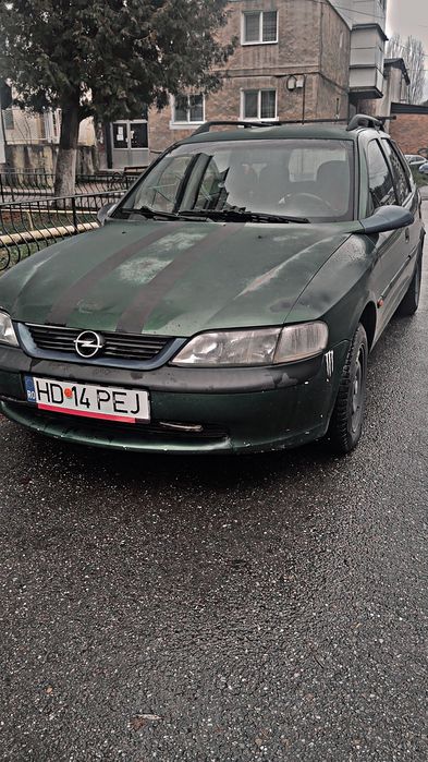 Vând Schimb Opel Vectra b caravan