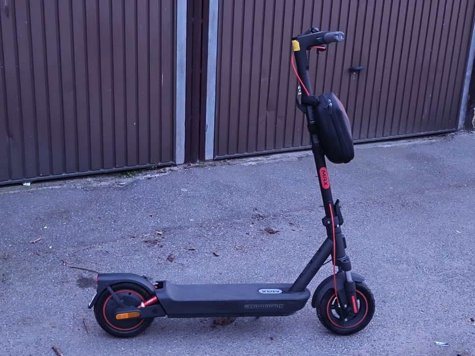 Xiaomi Scooter5max că nou sub 100 km