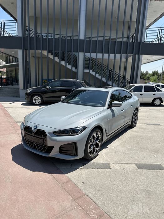Bmw i 4 2023 fulli