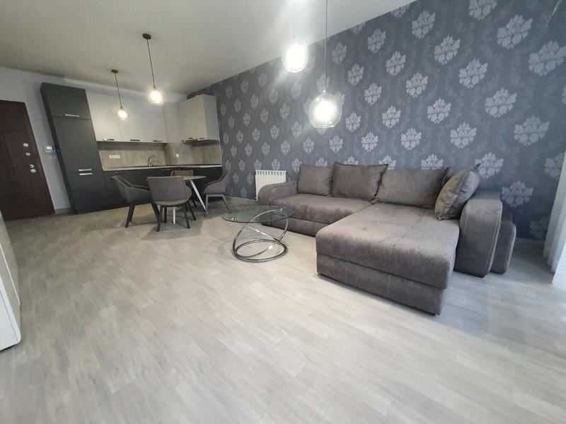 Продава се Двустаен апартамент в София, Славия - 65 кв.м за 2100 €/кв.м - Снимка #2