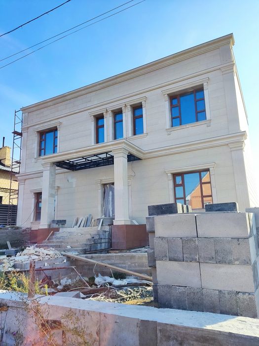 Травертин. гранит .мрамор лайм стоне продажа и установ