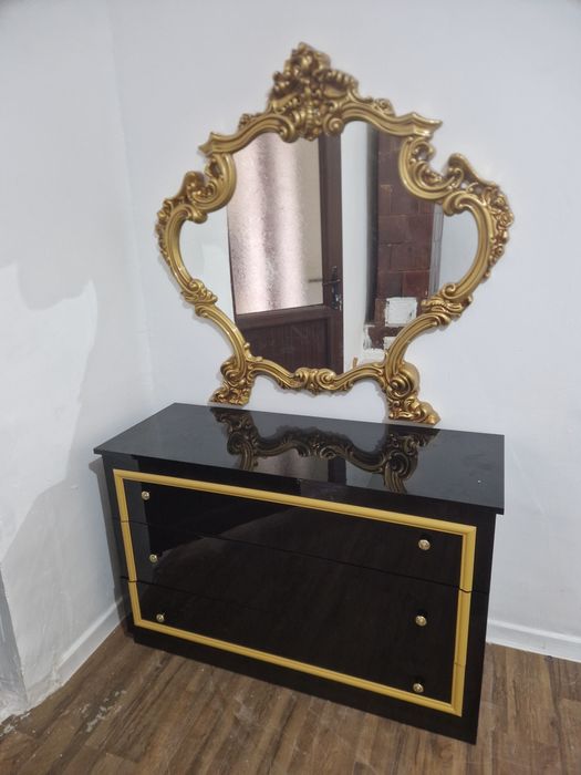 Montez mobila de bucatarie dressing uri etc