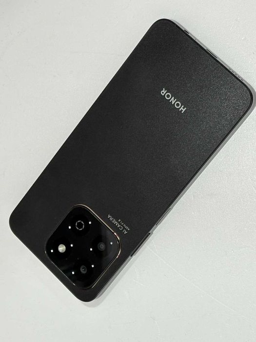 Чисто нов HONOR X6b – 128GB / 4GB RAM