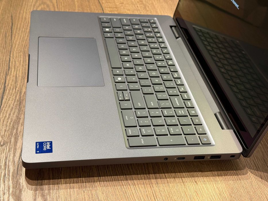Laptop Dell Precision Pro Max 16 Plus UHD+ Tandem OLED 120Hz Ultra 9 285HX 32GB Ram NVIDIA RTX Pro 3000 12GB 1TB SSD Win11 Pro Firma Factura Garantie