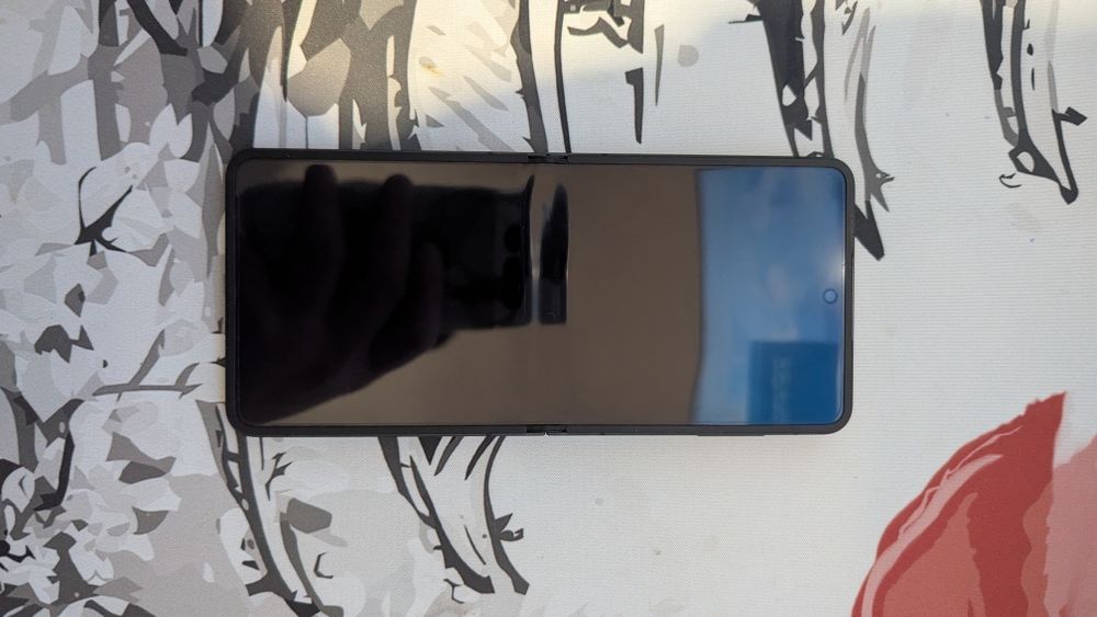 Samsung Z Flip 7 512Gb jet black