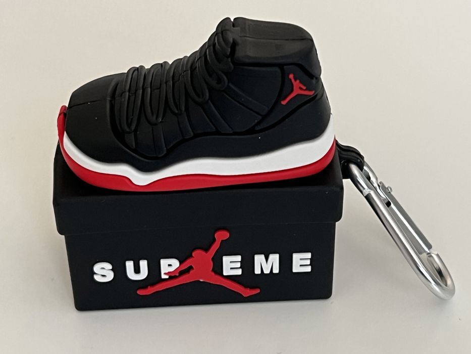 Чехол на AirPods Pro