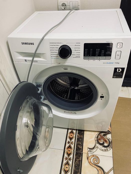 Продам стиральную машину