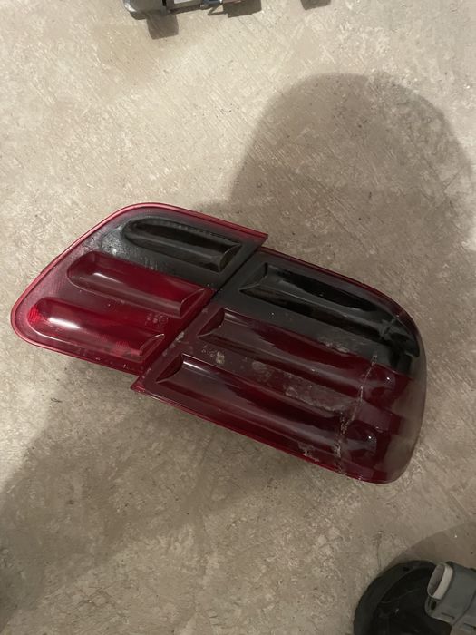 Продам задний фары стоп на лупаря w210 торг есть
