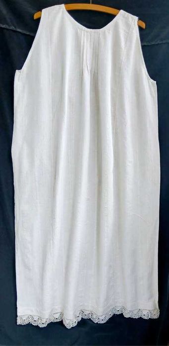 Нови кенарени риза и сукман