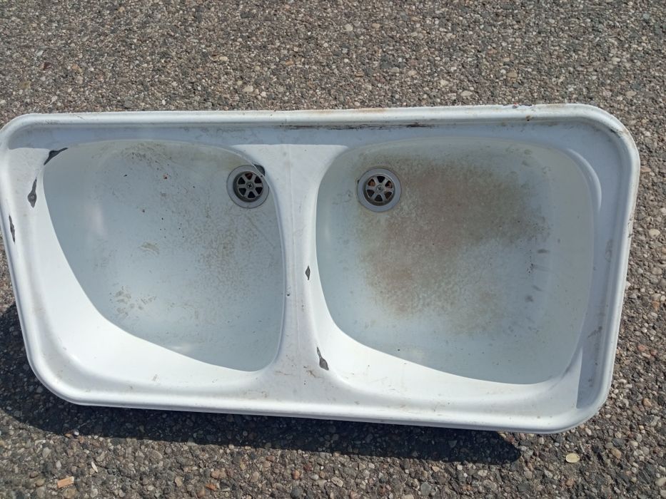 Chiuveta tablă dublă , stare buna