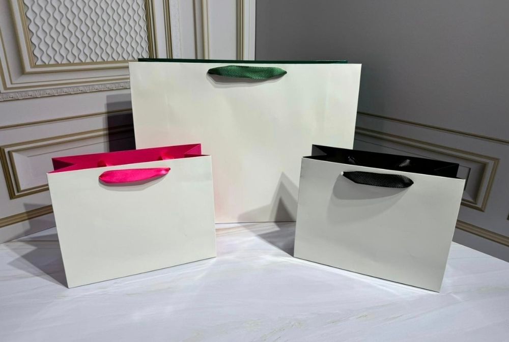 Пакеты подарочные бумажные