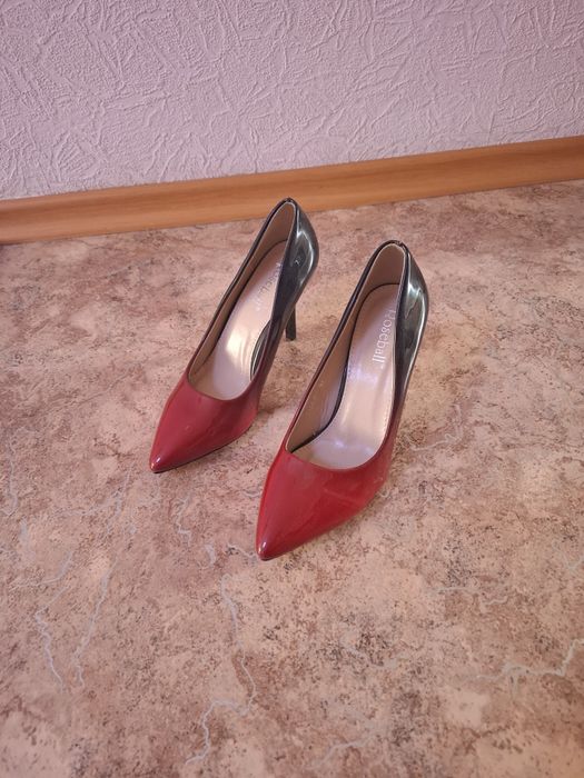 Продаются туфельки