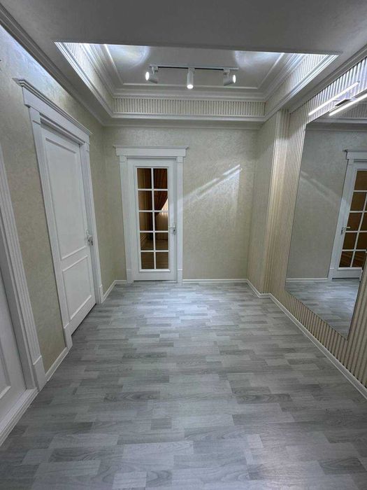 Продаётся 2х комн квартира на 7 этаже Ор-р 6 микрорайон Чинор Молл