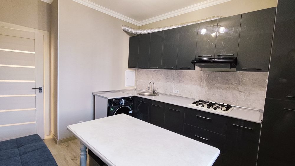 Продаётся квартира своя 2/9/9 Алмазар сити Olmazor city