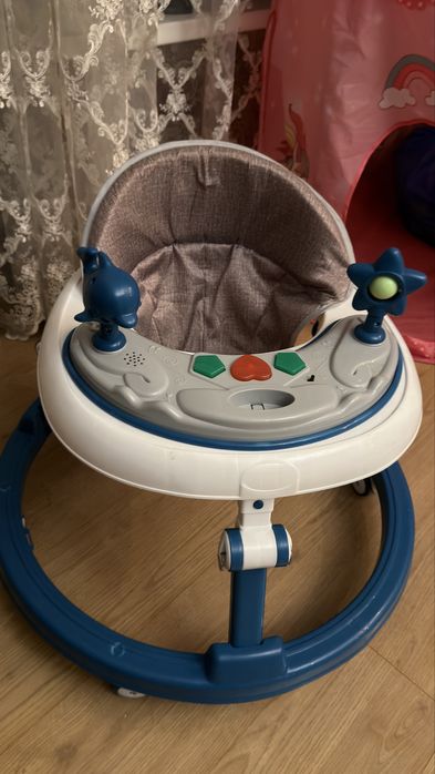 Продам хорошие ходунки