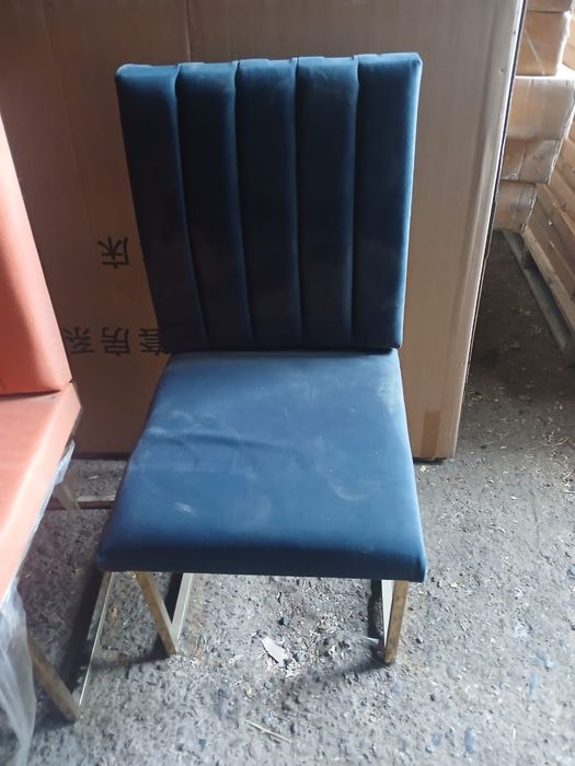 Продам стулья для кафе