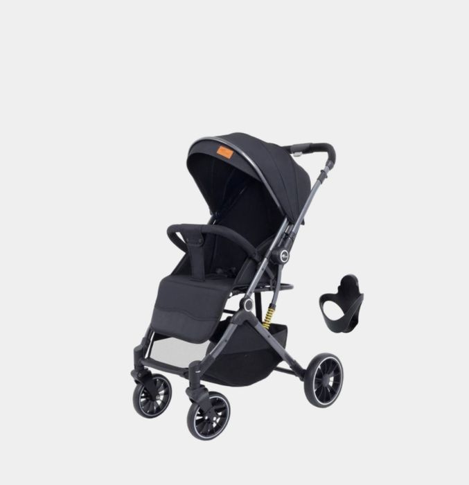 Продается коляска 
в1, состояние отличное, чистая, пользовались аккур