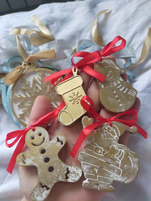 Ёлочные игрушки продам 70шт.