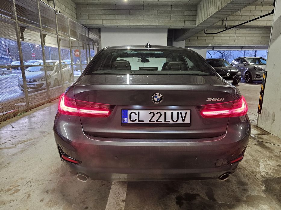 BMW 3 Series 2019 — imagine 6