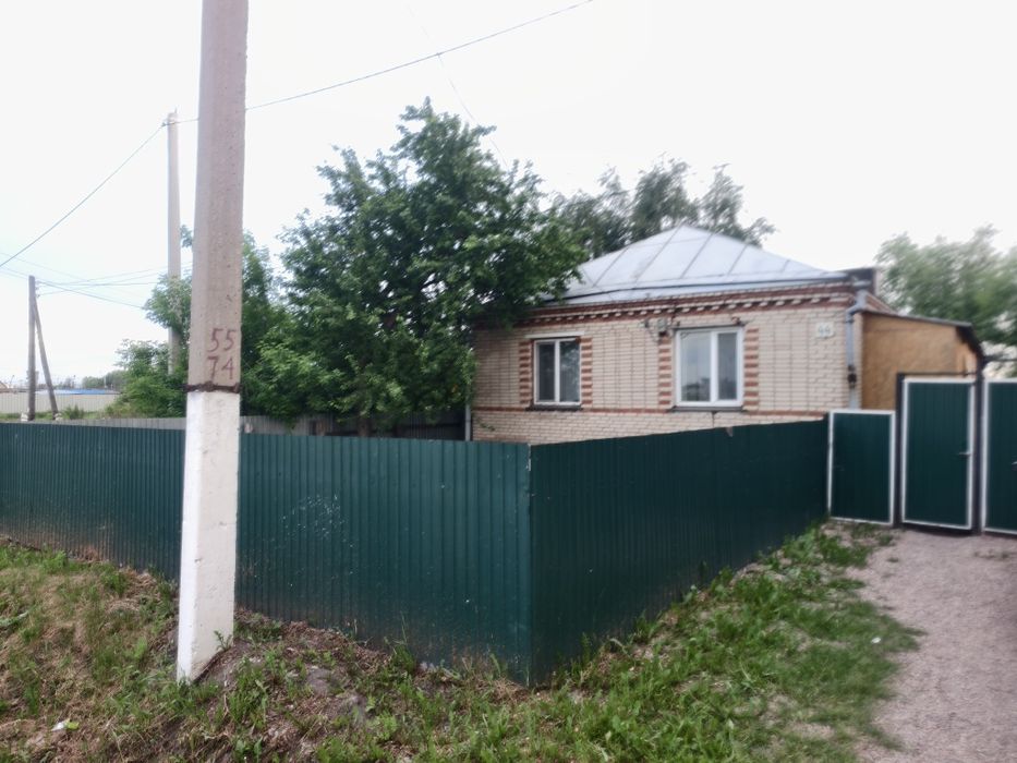 Продам кирпичный дом
