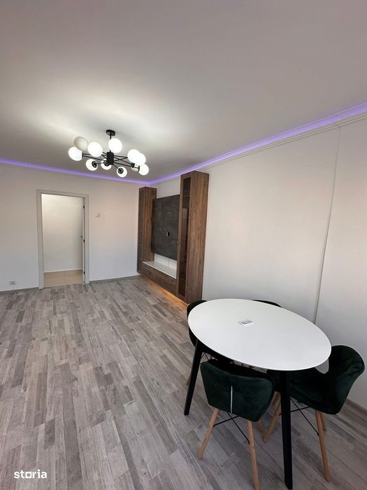 De vanzare apartament tip duplex,3 camere si 2 balcoane, renovat,etj 1