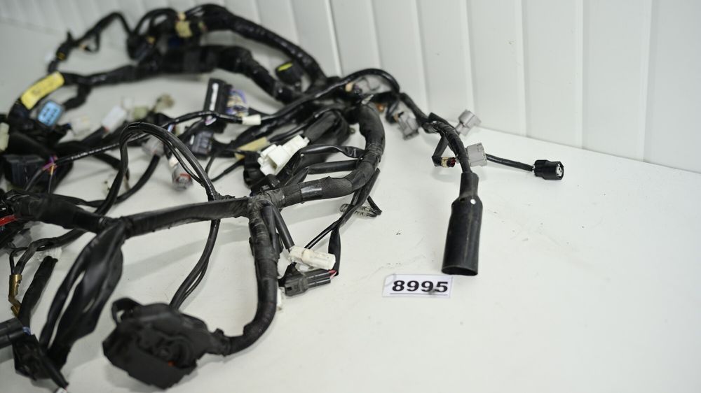 Yamaha YZF R1M  2015 2019 Instalatie electrica