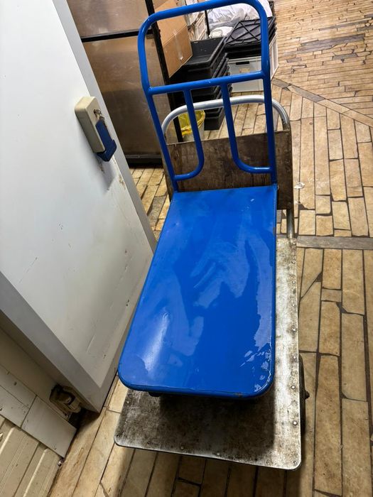 Продам тележки на колесах