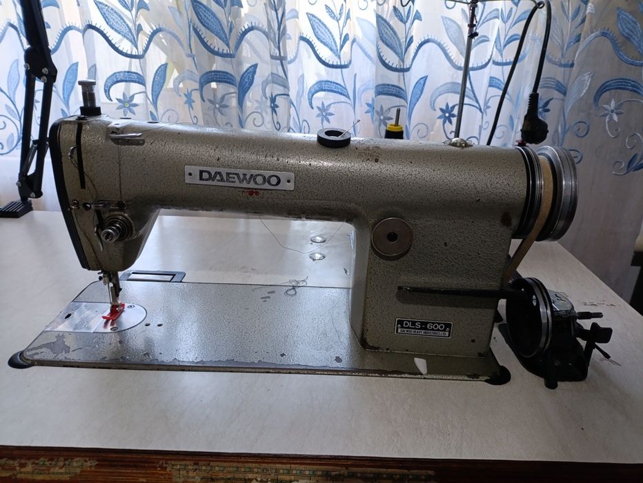 Продается Швейная машинка Daewoo.