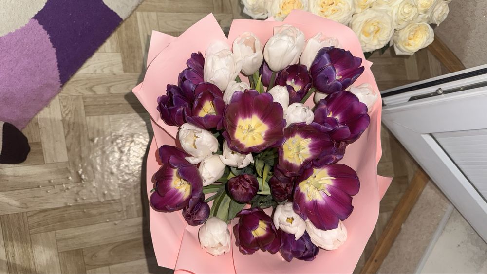 Тюльпан 35 штук. Получила 8марте .