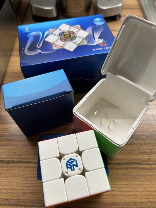 Смарт куб на Рубик GAN 12 UI MAGLEV