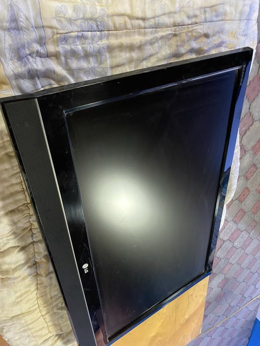 Продам телевизор в идеальном состоянии