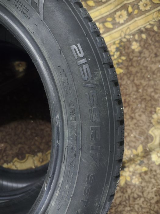 Nokian Hakkapeliitta 8 215/55 R17