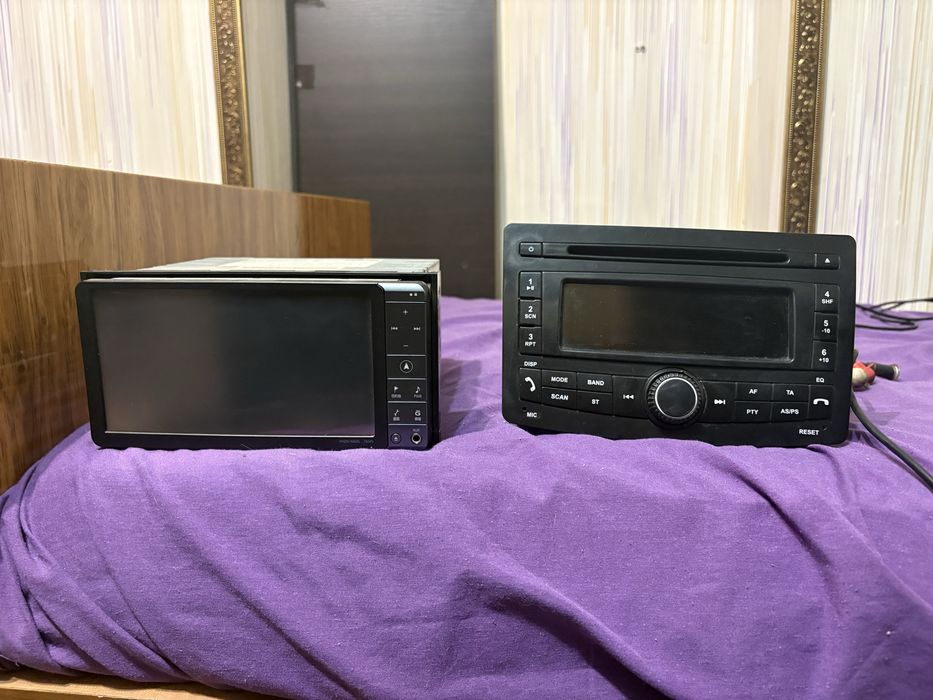Продаются автомагнитолы