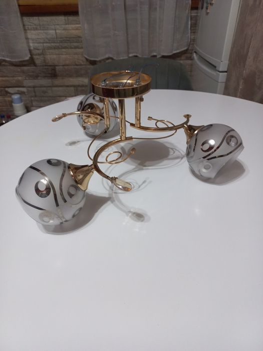 Полилей за хол тройка