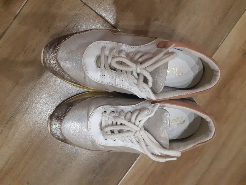 Спортни обувки естествена кожа TARA SHOES