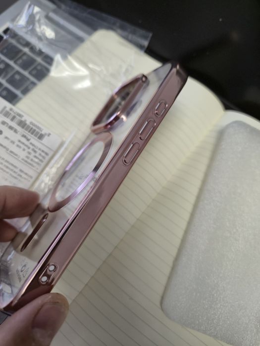 Husa iPhone 16 Pro - Produs nou