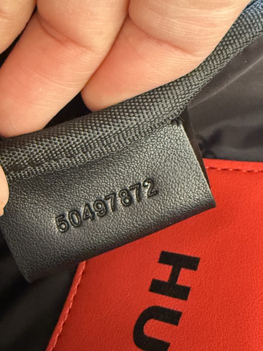 НАМАЛЕНА! HUGO чисто нова чанта