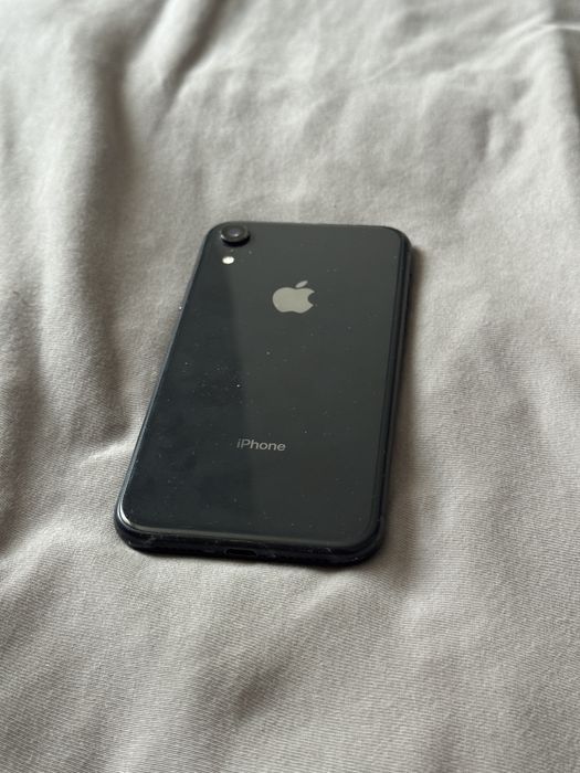 iPhone Xr 64Gb айклауд блок, без ремонта