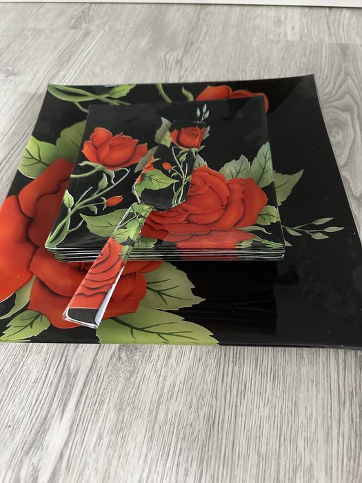 Набор посуды, десертный .