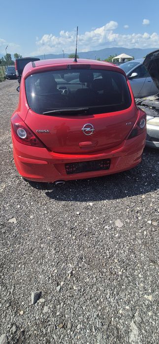 Опел корса D 1.3 mjet 95 hp 2011г на части
