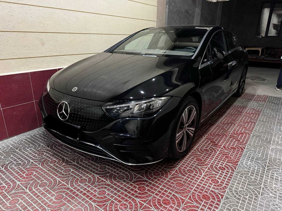 Mercedes EQE 500 Full 2025